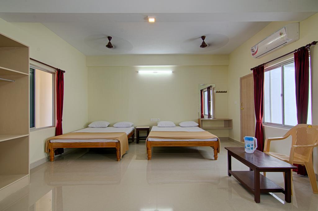 Ganesh Residency Ξενοδοχείο Ποντισερί Δωμάτιο φωτογραφία